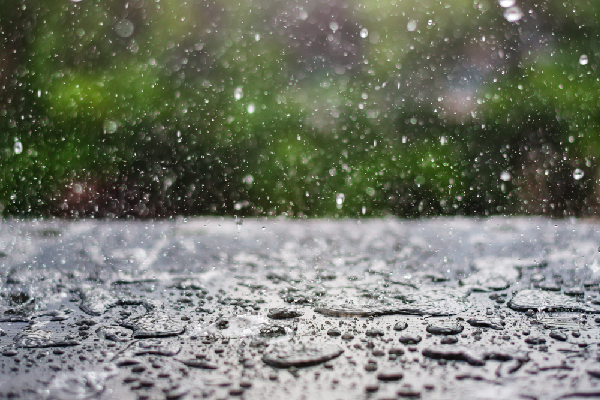 motregen, lichte regen of regen